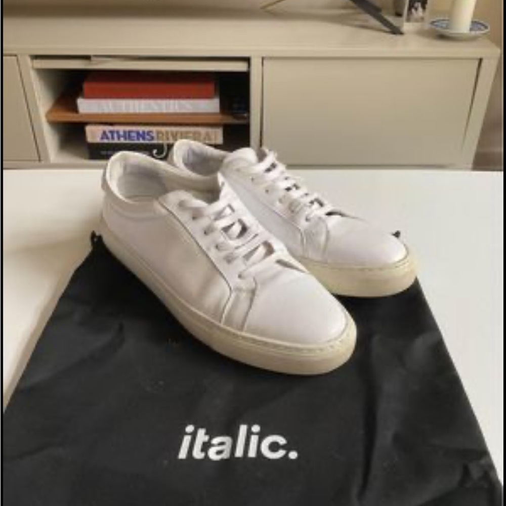 Italic men’s sneakers, size 10